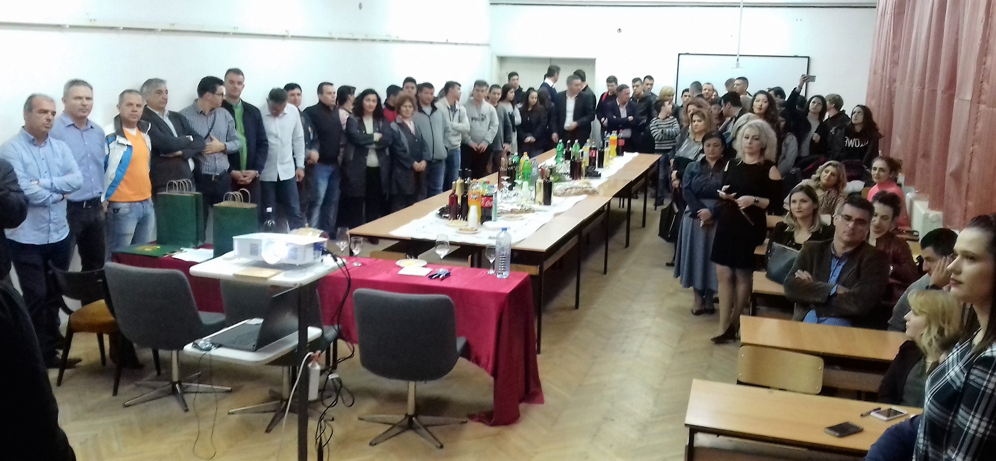 (Видео) Новото Божоле претставено во ЗШУЦ„Ѓорче Петров„