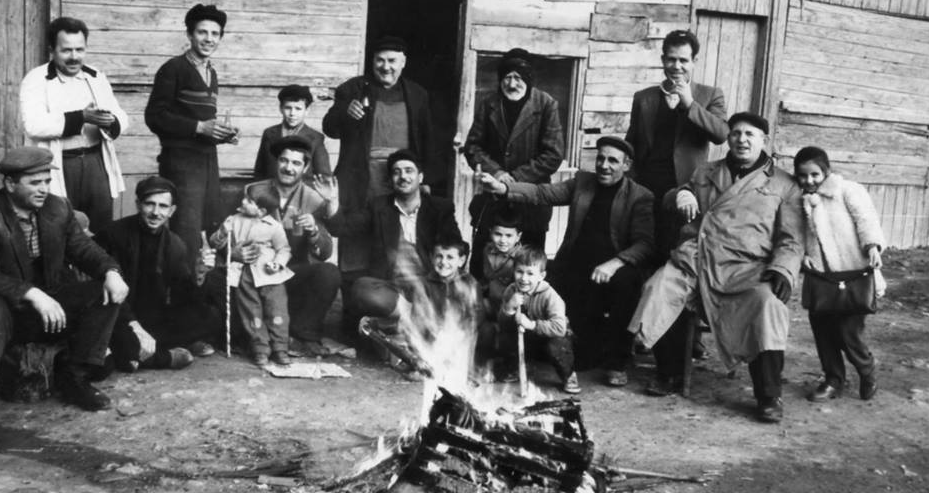 Стари фотографии на Кавадарци-Коледарски огнови во Кавадарци 1957 година