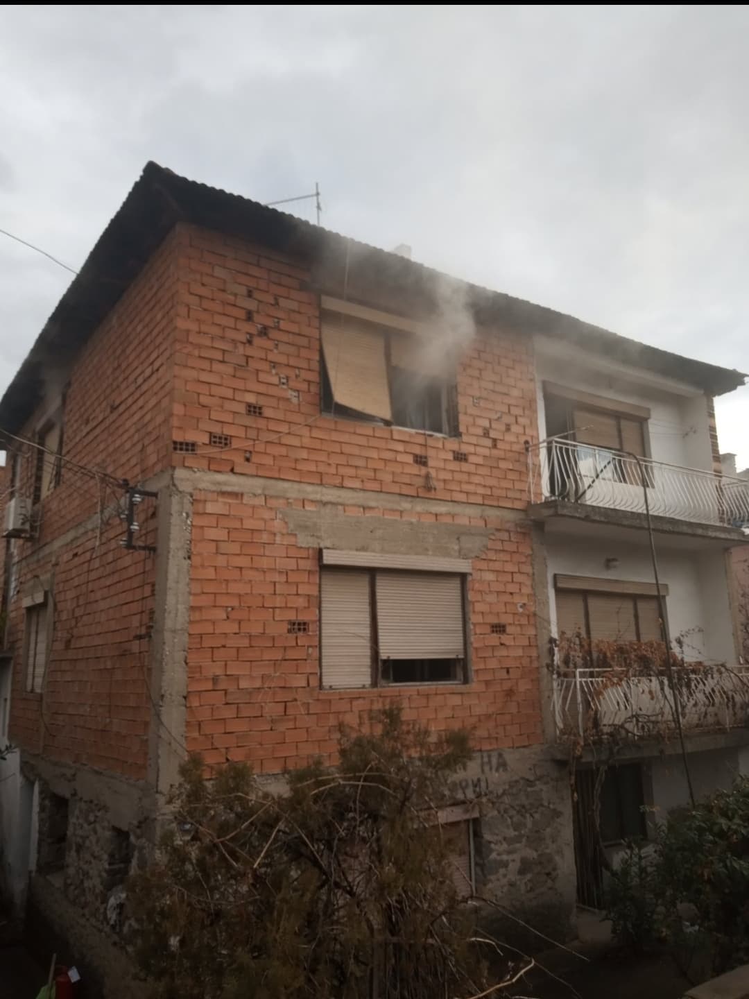 ПОЖАР НА УЛИЦА СТРАШО ПИНЏУР